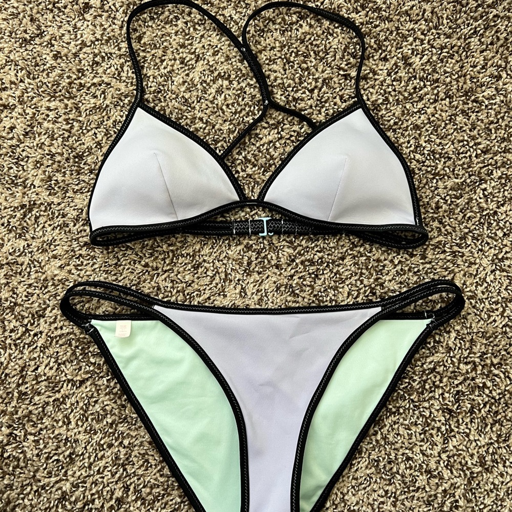 Victoria Secret top & bottoms size Small